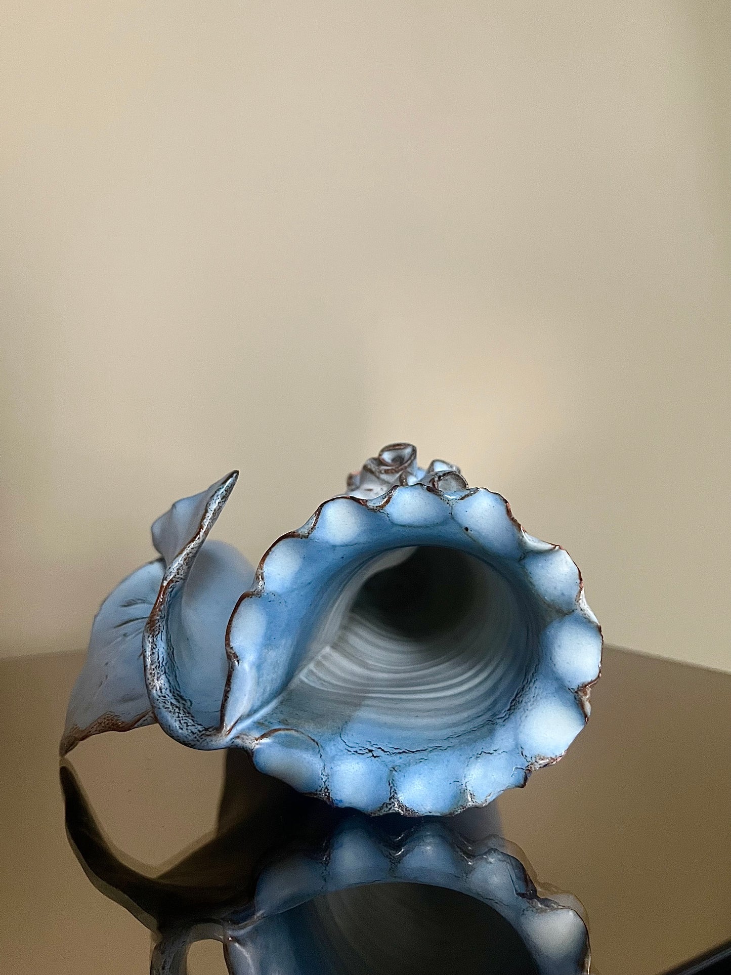 Himmelsblå keramikvas