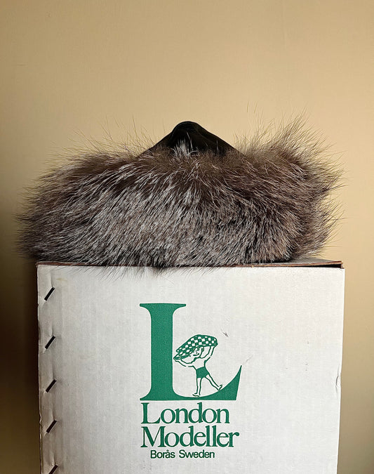 Vintage pälsmössa med skinn