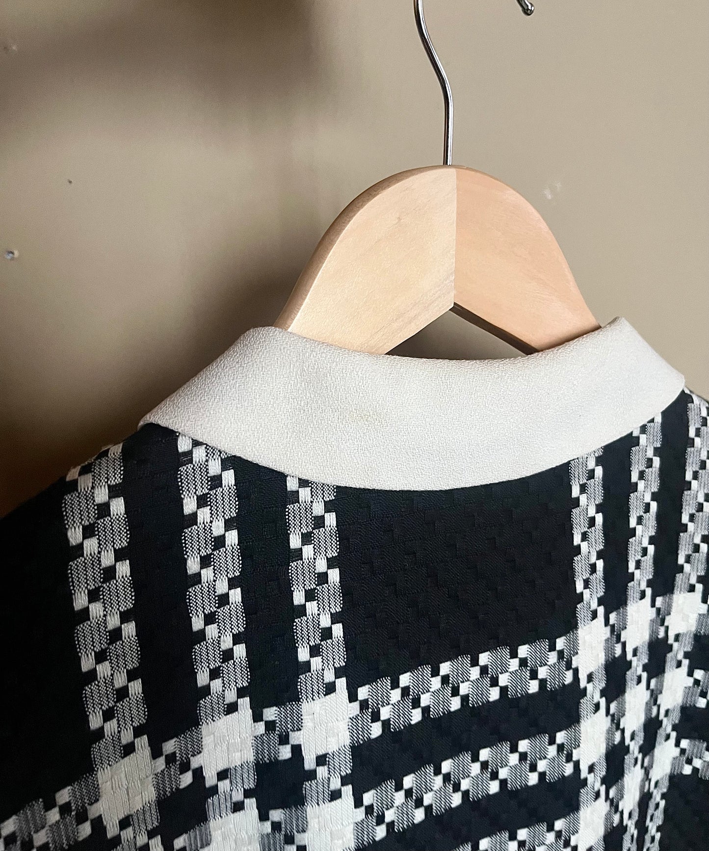 Svartvit kavaj 1980-tal