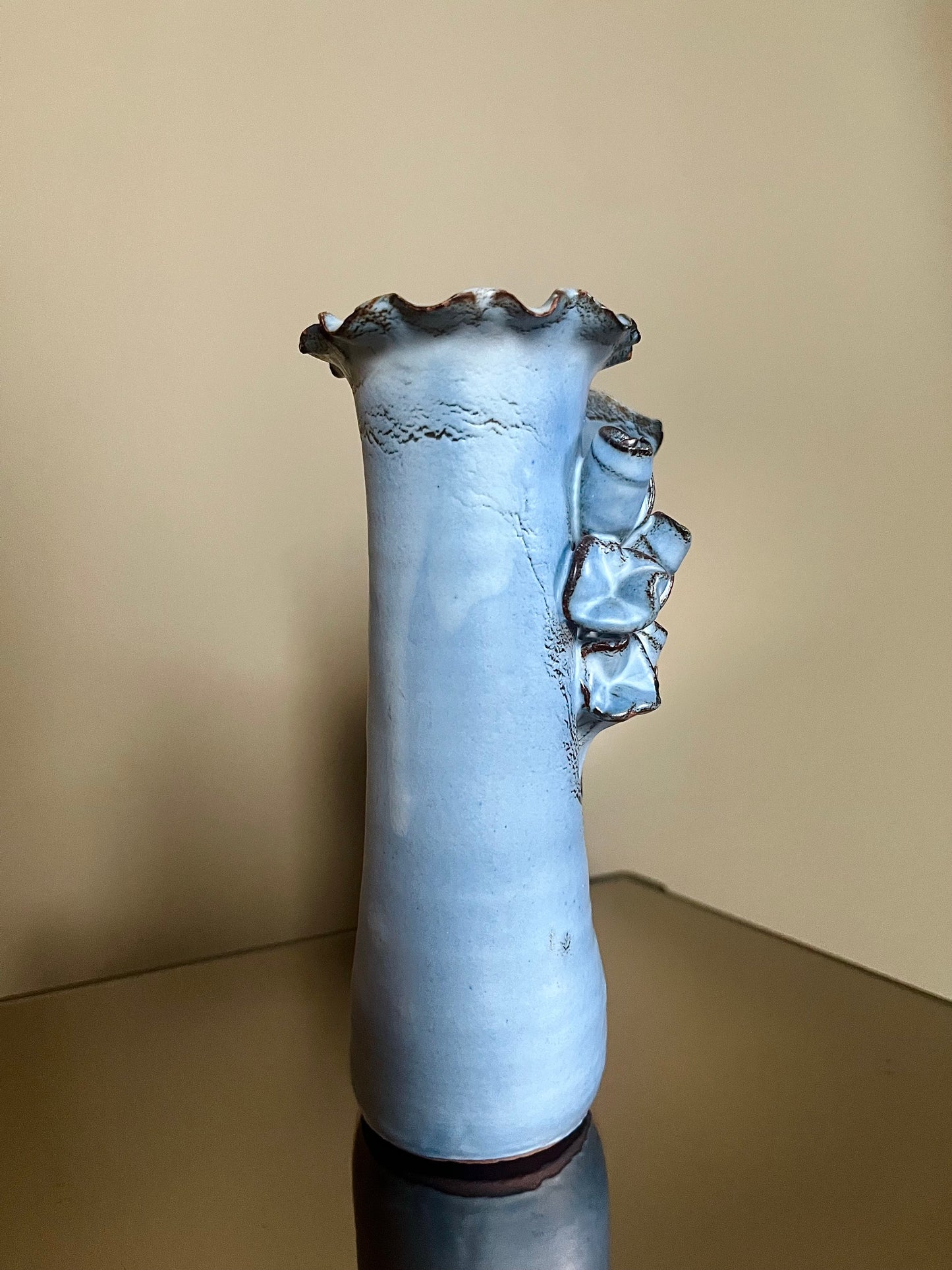 Himmelsblå keramikvas