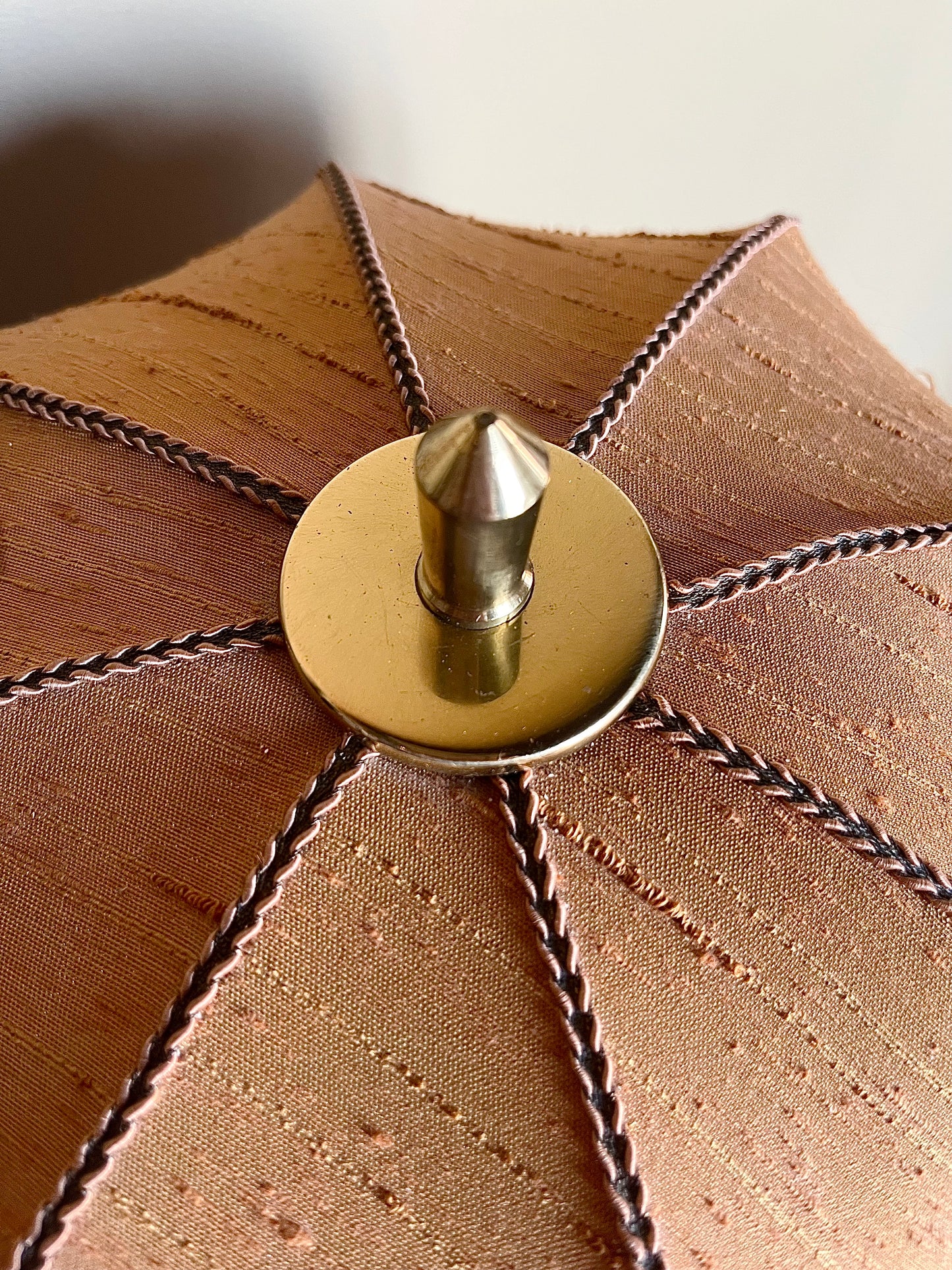 Lampa med fransar 1970-tal