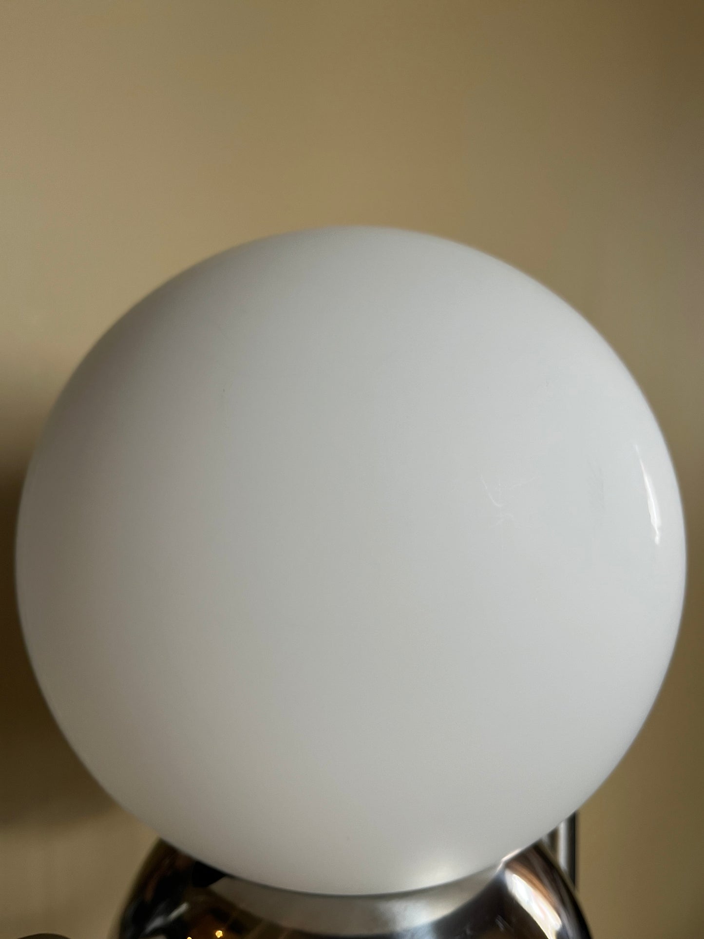 Space age bordslampa