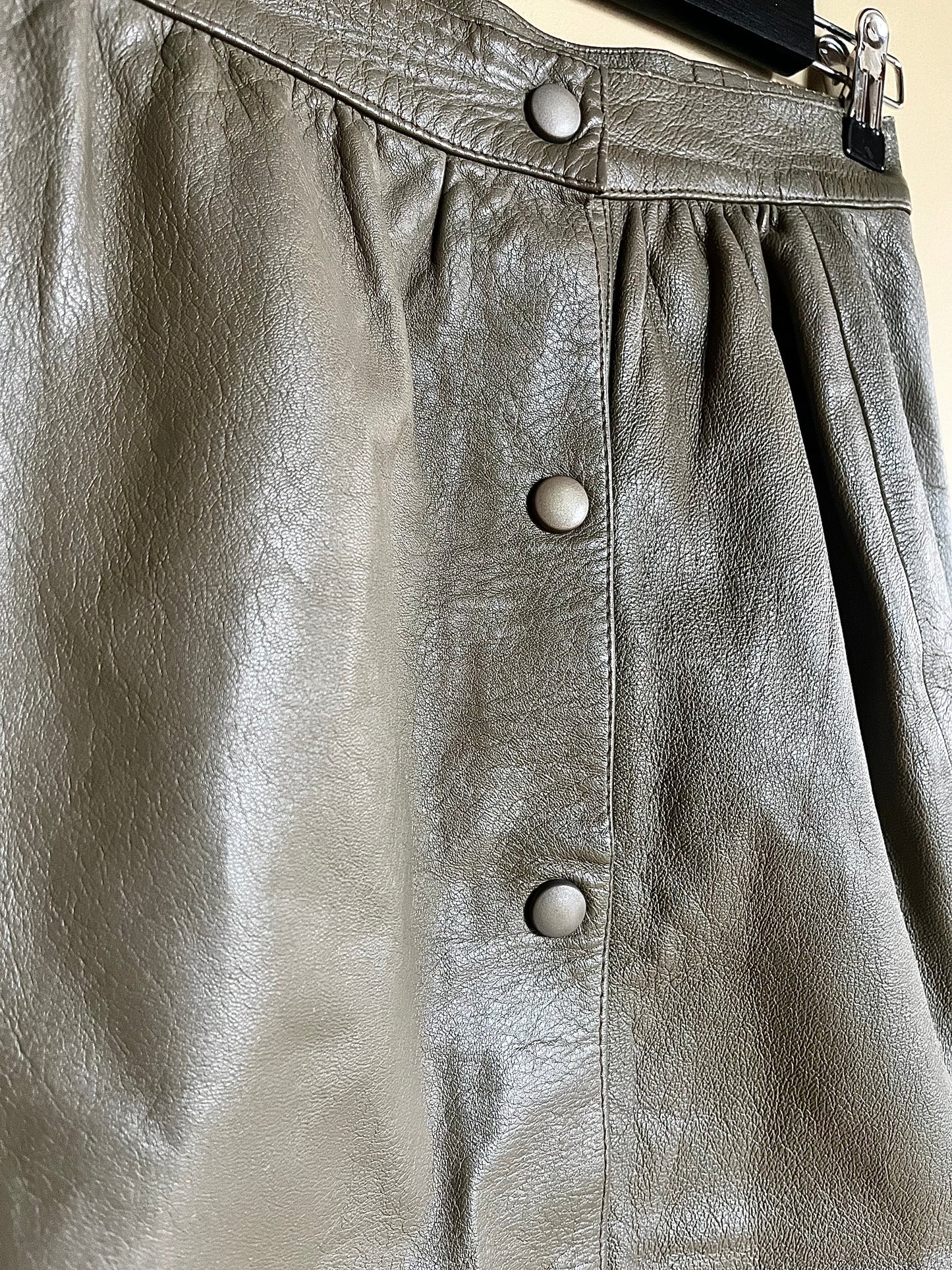 Skinnkjol Vera Pelle