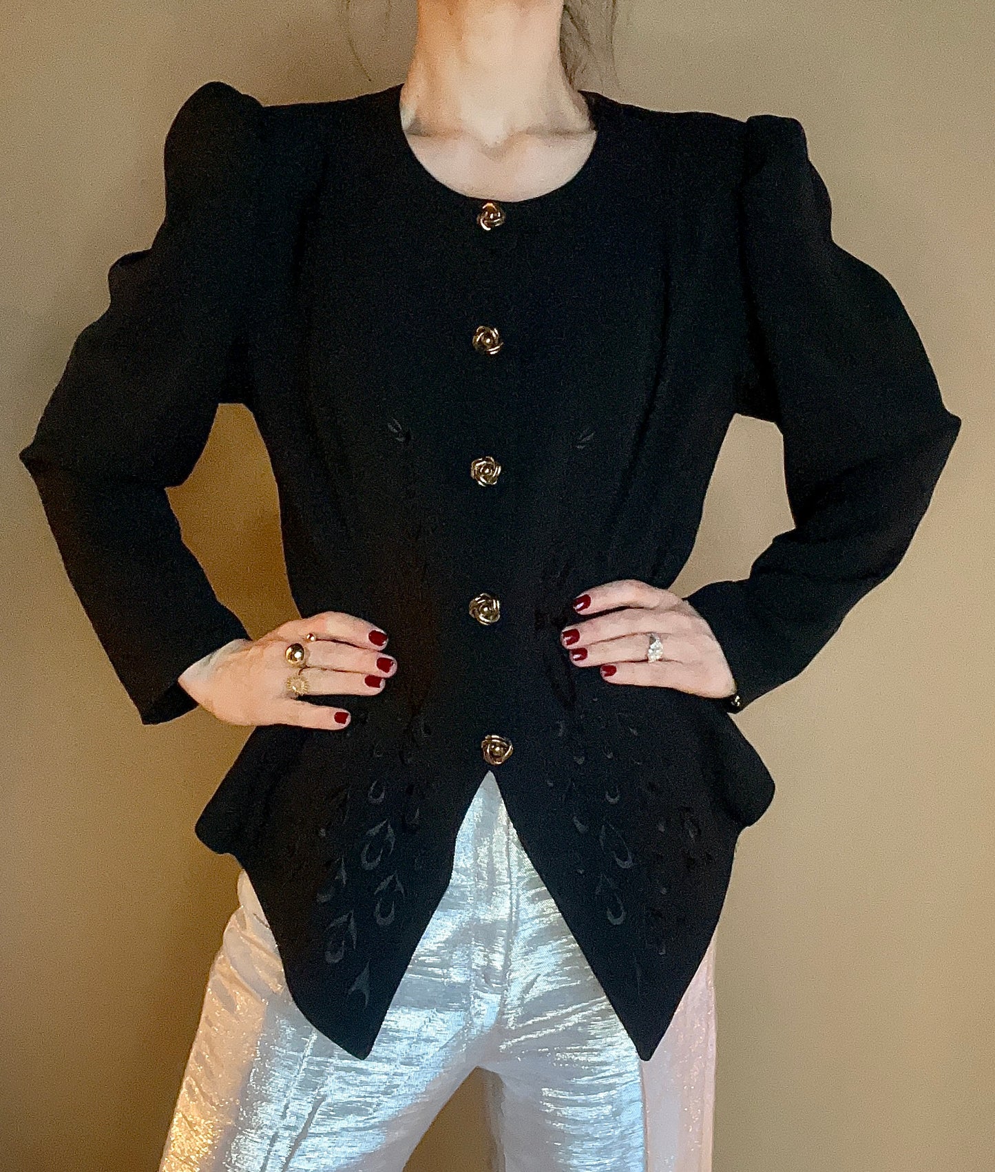 Tjusig vintagekavaj med brodyr