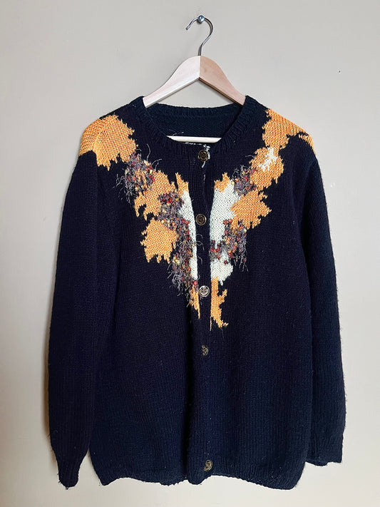 Kofta med vackra detaljer