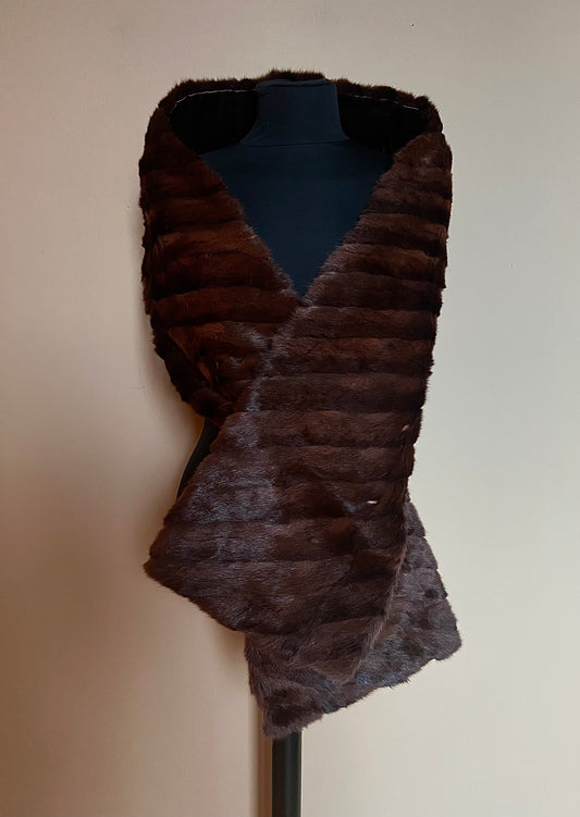 Vintage pälsstola av mink