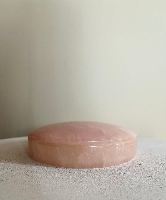 Smyckesask i rosa alabaster